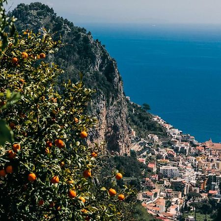 Appartamento Lemon In The Air Scala Esterno foto